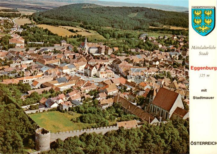 Eggenburg Niederoesterreich AT Stadtansicht mit Stadtmauer