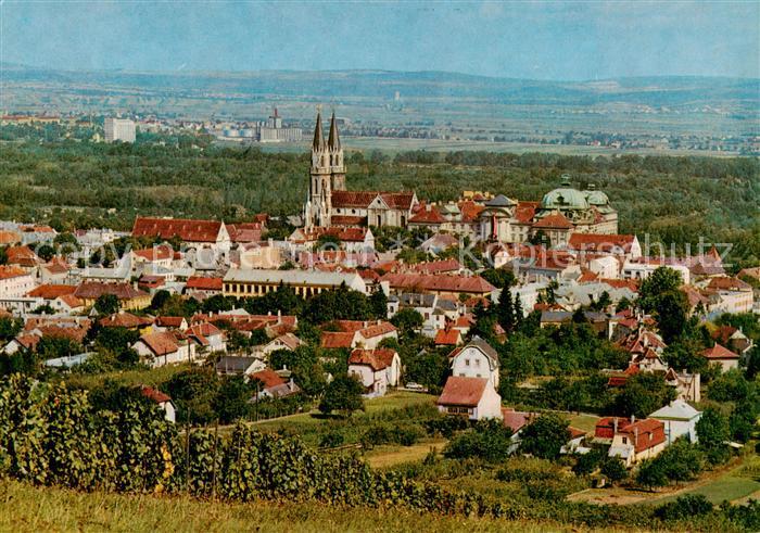 Klosterneuburg Panorama mit Augustiner Chorherrenstift