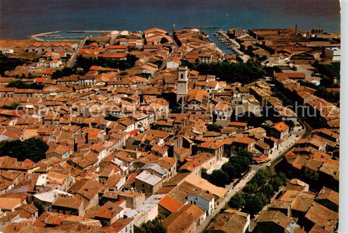 Marseillan  34 Herault En avion au dessus du centre de la vill