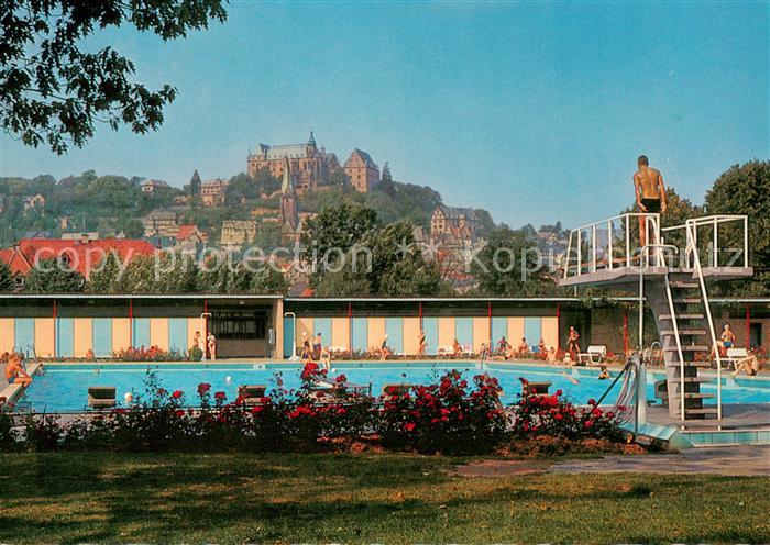 Marburg Lahn Freibad mit Blick zum Schloss