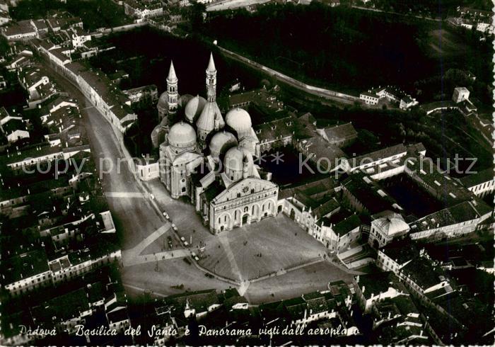 Padova IT Basilica del Santo e Panorama vigli dall aeroplano