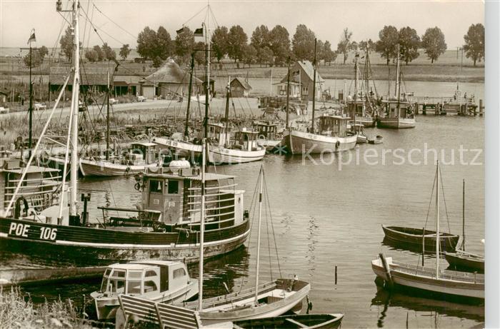 Kirchdorf Insel Poel Hafenpartie
