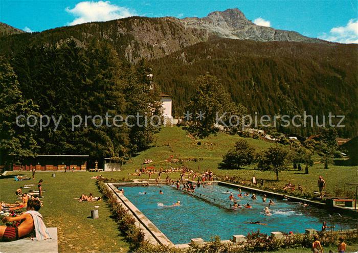 Andeer GR Schwimmbad mit Piz la Tschera
