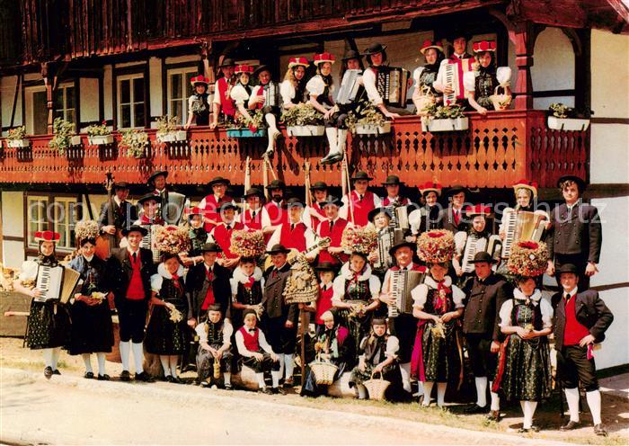 Tennenbronn Akkordeon Orchester und Trachtengruppe