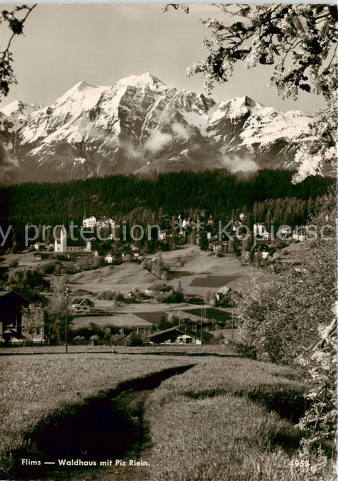 Flims Waldhaus mit Piz Riein