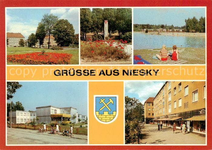 Niesky Oberlausitz Sachsen Zinzendorfplatz Denkmal der Kaempfer gegen Faschismus