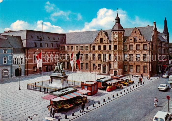 DuessELDORF  CITY Rathausplatz Denkmal Markt