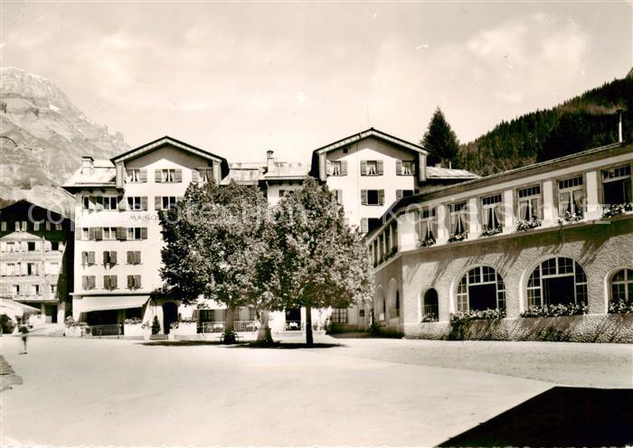 Leukerbad Loueche-les-Bains VS La Place et l Hôtel Maison Blanche