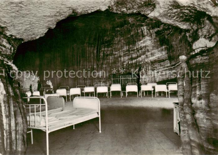 Schoenbeck Mecklenburg VEB Saline Schoenbeck Salzbergwerk Glocken fuer Heilkuren