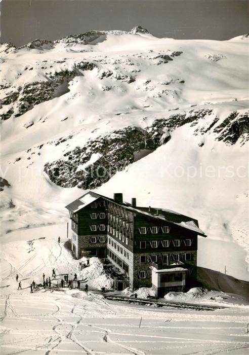 Rudolfshuette 2315m Weisssee AT Alpenhotel Weissensee mit Granatspitze