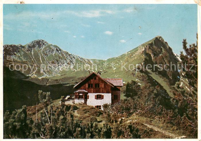 Landsbergerhuette 1800m Tirol AT mit Steinkar und Rotspitze