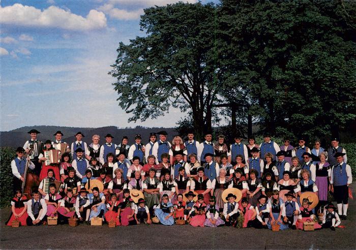 Beerfelden Odenwald Gruppenbild Odenwaelder Volkskunstkreis 1951 vor dem histori