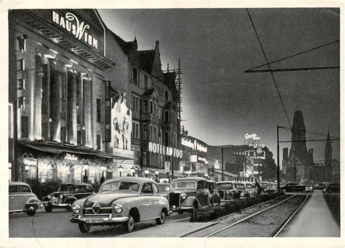 BERLIN  DE Kurfuerstendamm bei Nacht Gedaechtniskirche