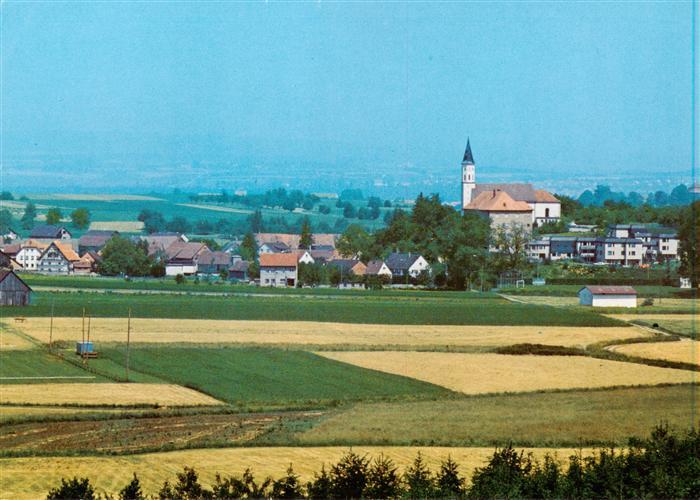 Oggelsbeuren Ortspartie mit Kirche