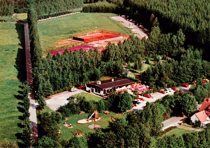 Voellinghausen Moehnesee Der Moehnehof Cafe Restaurant Tennisplaetze