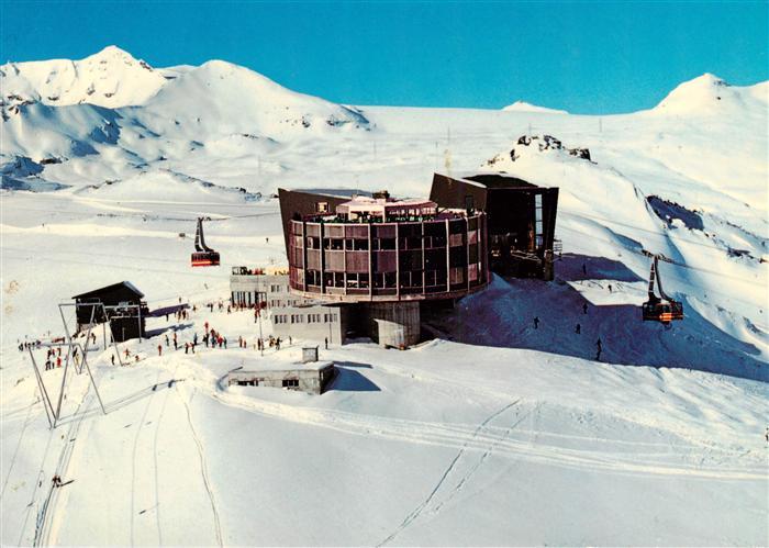 Crap Sogn Gion Weisse Arena Fliegeraufnahme