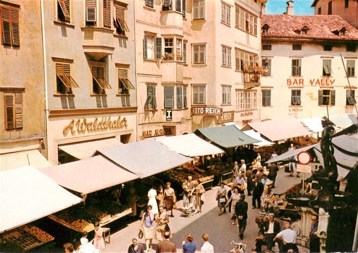 Bozen Bolzano Suedtirol IT Obstmarkt