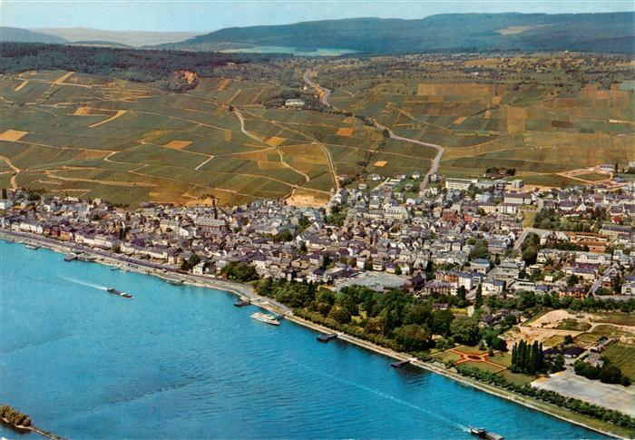 Ruedesheim am Rhein Fliegeraufnahme