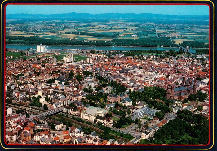 Worms Rhein Fliegeraufnahme