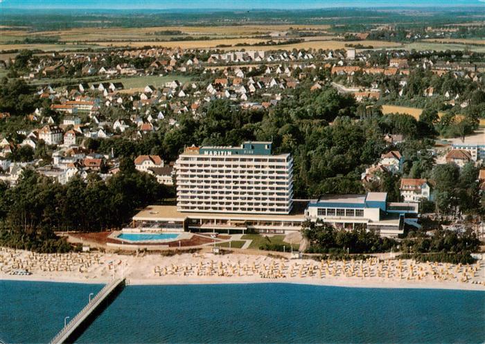 Timmendorf  Timmendorfer Strand Fliegeraufnahme mit Hotel Maritim