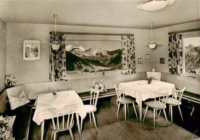 Mittelberg Kleinwalsertal AT Gaestehaus Alpenblick Gaststube