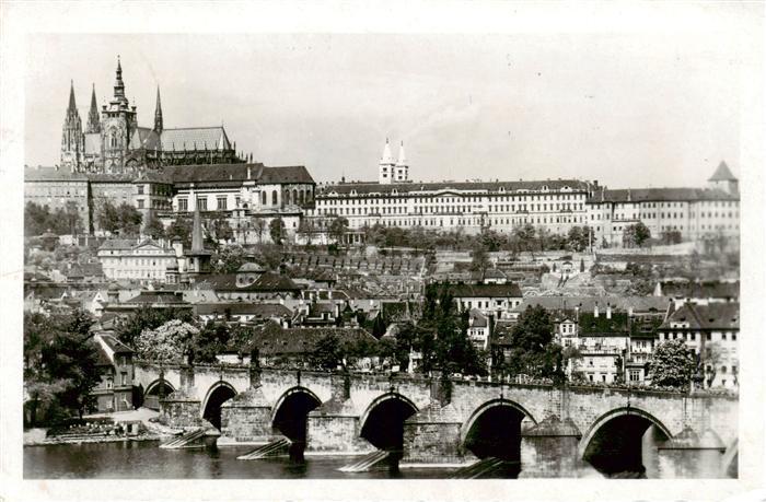 Praha Prahy Prague Stadtbild mit Hradcany Prager Burg