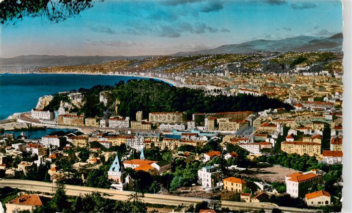 Nice  06 Nizza Vue generale sur la ville le port et le Chateau