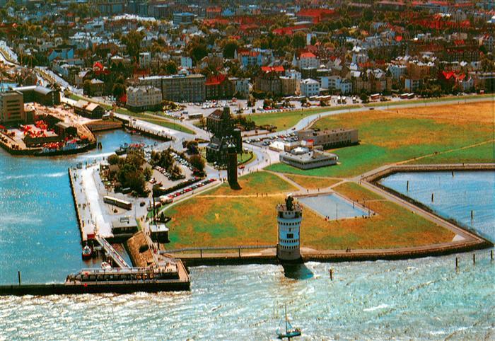 Cuxhaven Nordseebad Alte Liebe mit Radarturm und Teilansicht der Stadt Fliegerau
