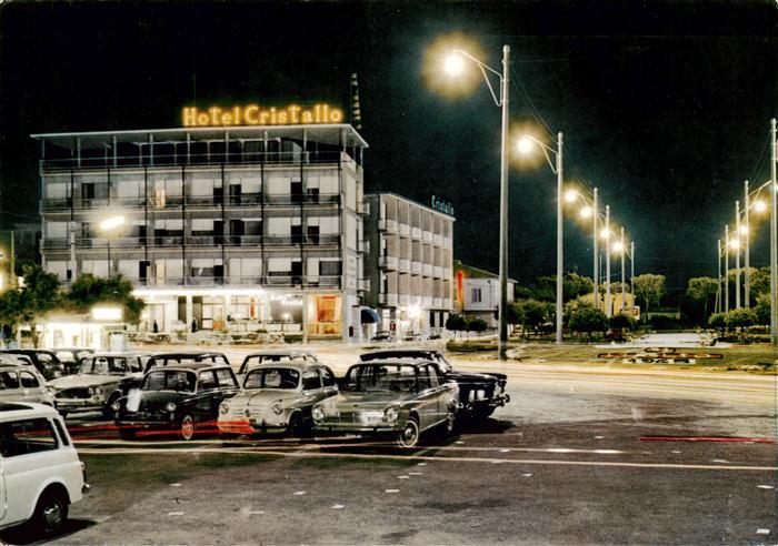Senigallia IT Hotel Cristallo bei Nacht