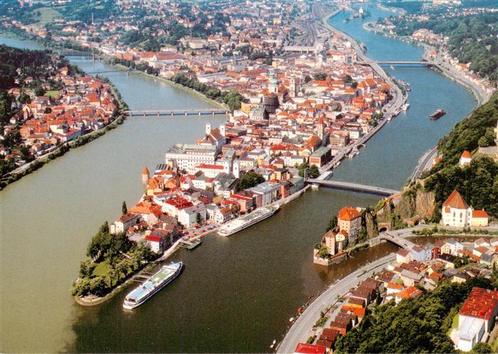PAssAU Bayern Muendung von Inn Ilz und Donau Fliegeraufnahme