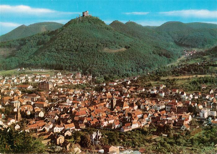Annweiler Trifels Fliegeraufnahme mit Trifels Anebos und Scharfenberg