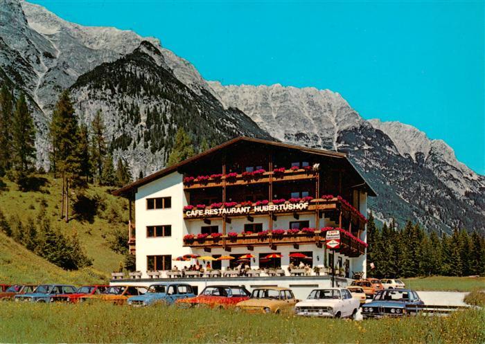 Leutasch Tirol AT Cafe Restaurant Hubertushof mit Wetterstein