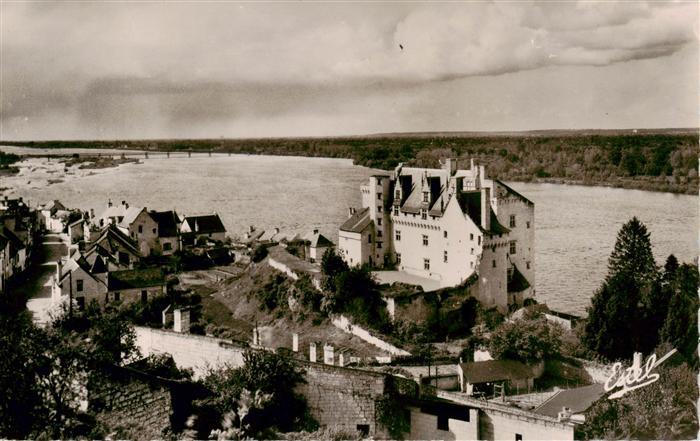 Montsoreau Le Chateau Vue generale avec les anciens fosses