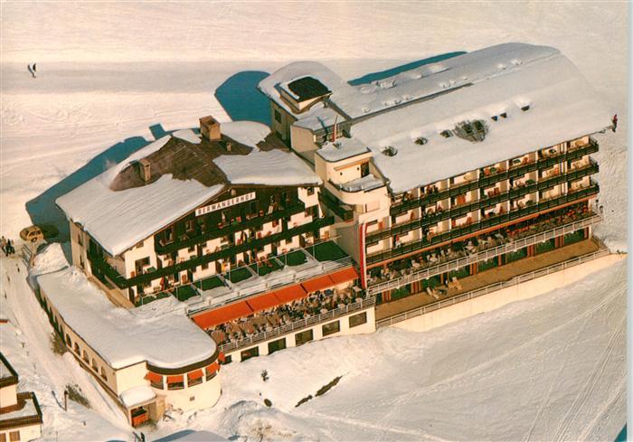Berwang Tirol AT Alpenhotel Berwanger Hof Fliegeraufnahme