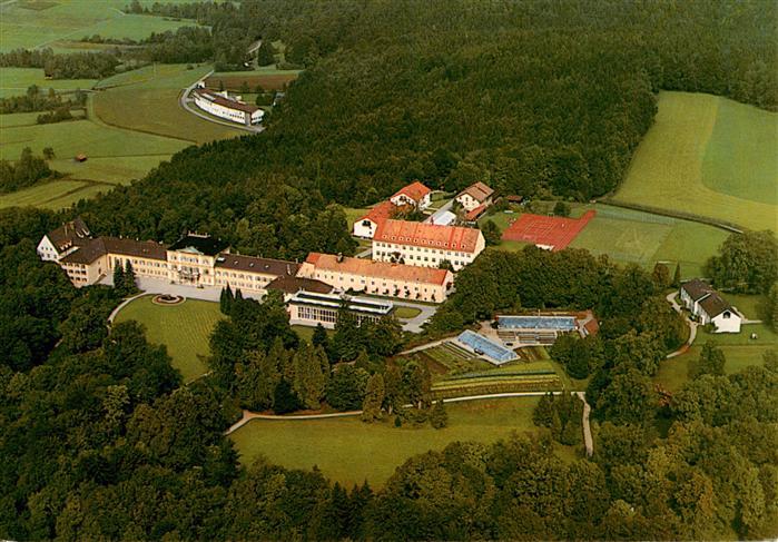 Glonn Ebersberg Schloss Zinneberg Jugendhilfeeinrichtung fuer Maedchen