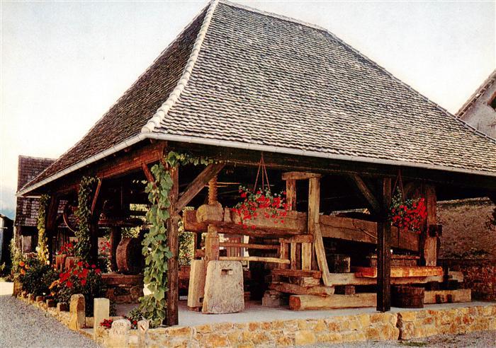 Grunern Staufen Breisgau Historische Baumtrotten Baumkelter im Freilichtmuseum d