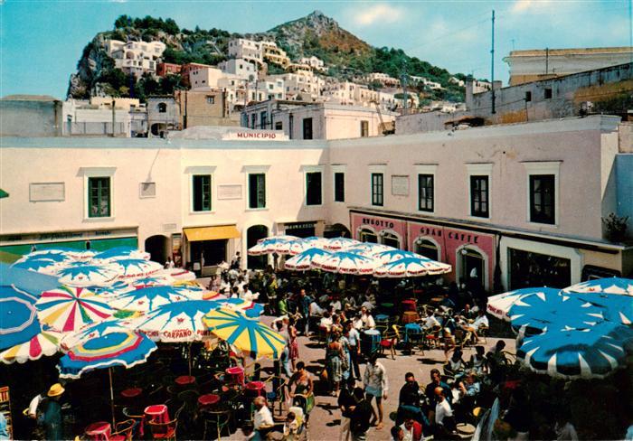 Capri Italia La piazza Il Salooto del Mondo