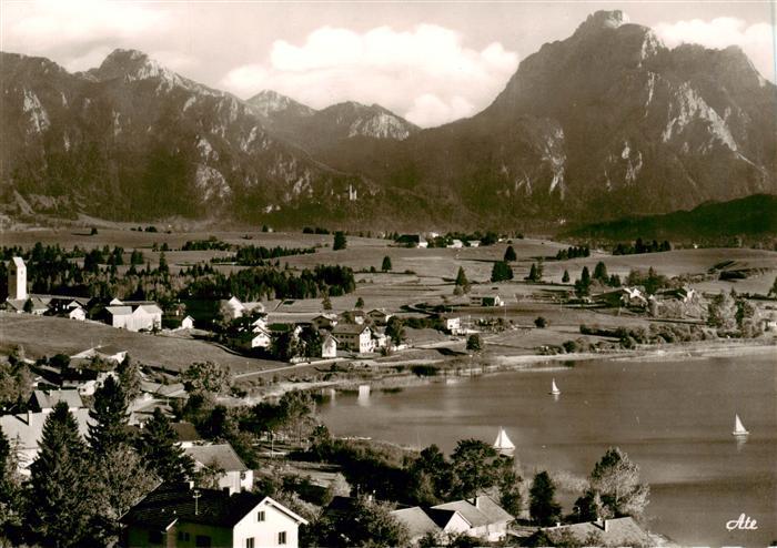 Hopfen See Blick auf Saeuling Schloss Neuschwanstein und Straussberg