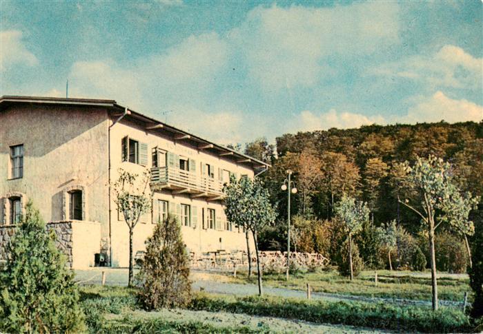 Matrahaza Gyoengyoes HU Voeroesmarty Turistenhaus Matra Gebirge