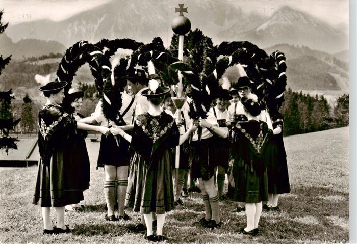 Fuessen Allgaeu GT und HV Neuschwanstoaner Fuessen Kronentanz