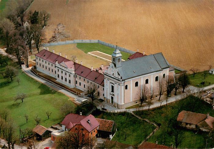 Pettenbrunn Wallfahrtskirche Jeutendorf Karmel der Schmerzhafen Muttergottes Fli