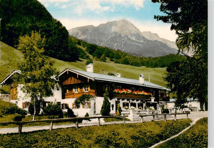 BERCHTESGADEN Bayern Landhaus Bachguetl mit Untersberg
