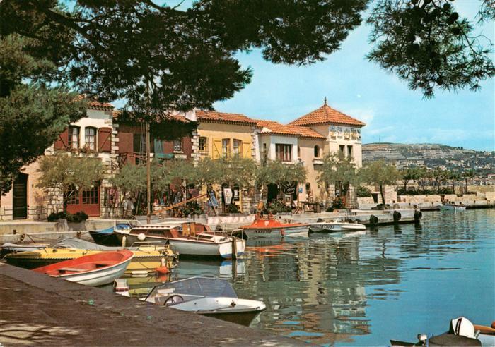 Bandol 83-sur-Mer Le petit port de Bendor
