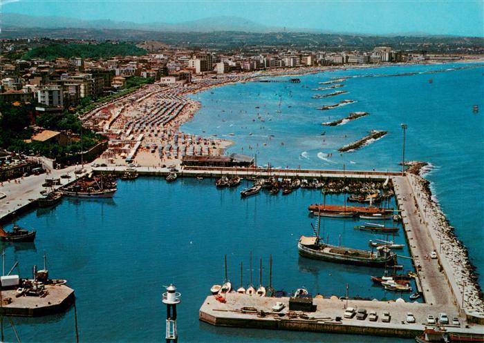 Cattolica  Provincia Rimini IT Fliegeraufnahme mit Yachthafen