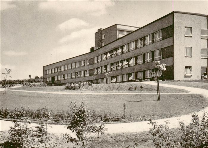 Wuerzburg Bayern Kreisalters- und Pflegeheim Parkanlagen