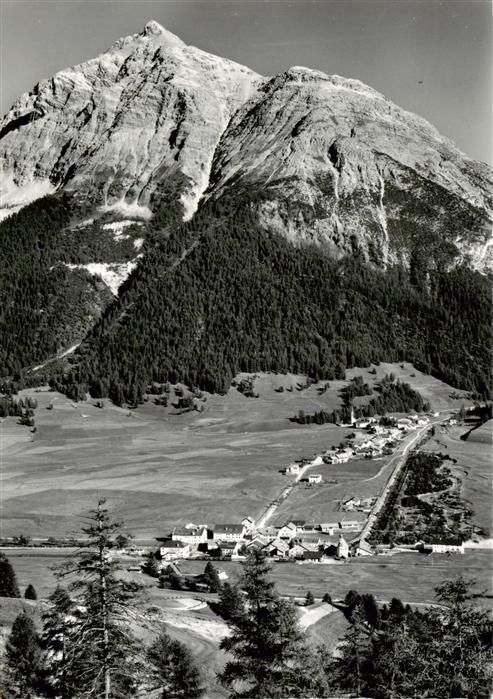 La Punt-Chamues-ch Fliegeraufnahme mit Piz Mezaun