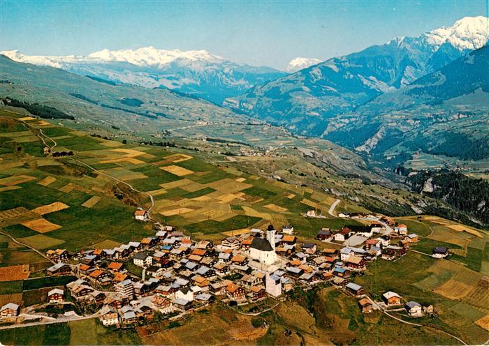 Lumbrein GR Lumnezia mit Ringelspitz Fliegeraufnahme