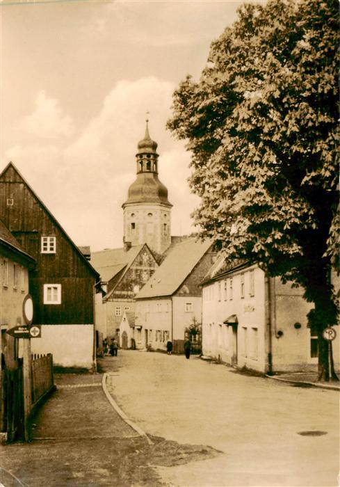 Geising Erzgebirge Ortspartie mit Kirche