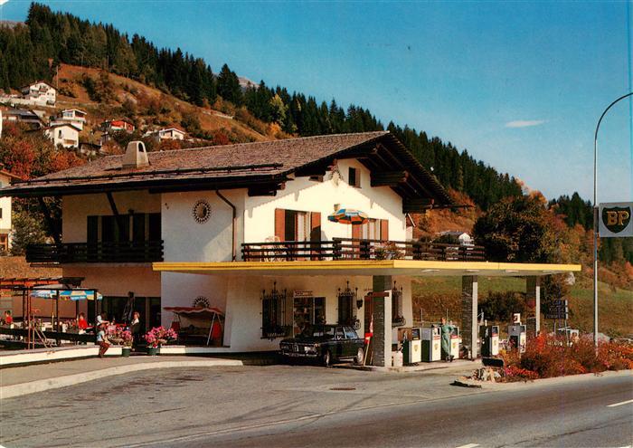 Flims GR Cafe und Garni Porta sut mit BP Tankstelle