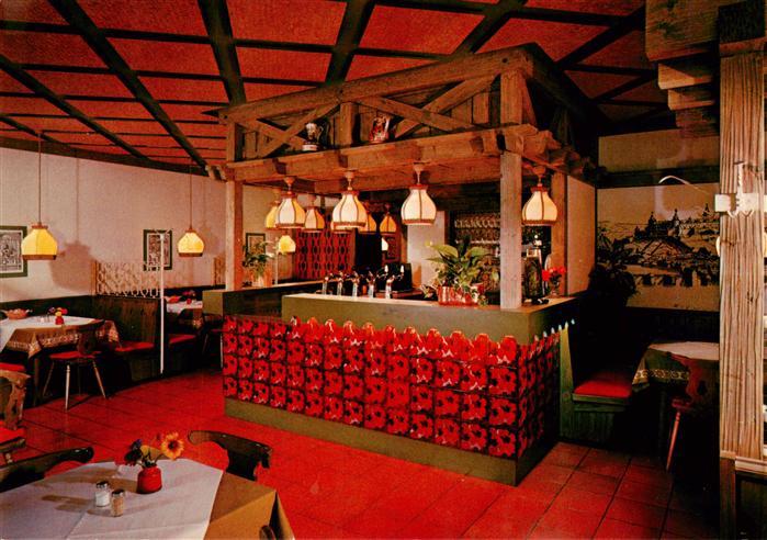 Wuerzburg Bayern Klosterschaenke im Hotel Franziskaner Bar